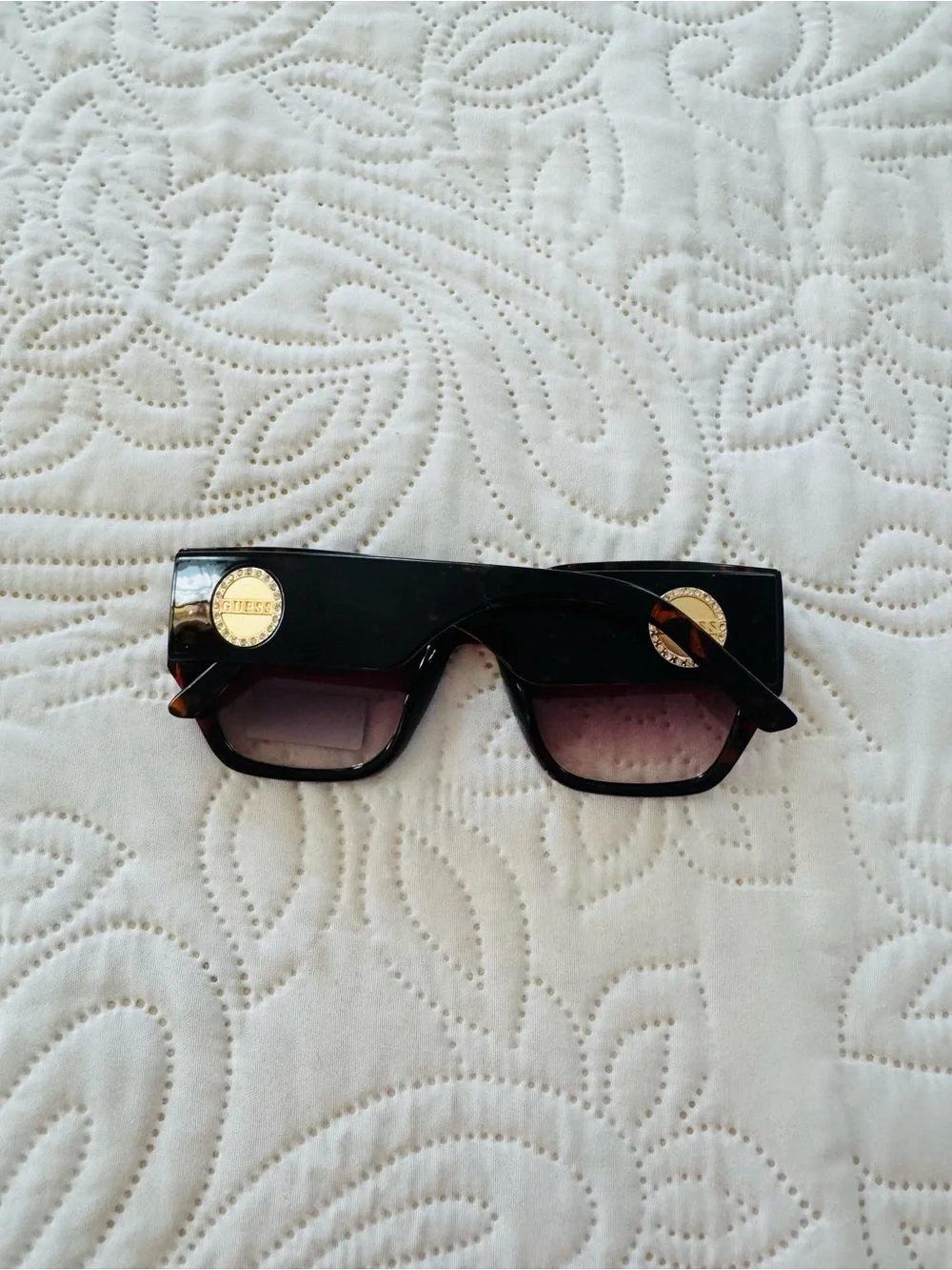 GUESS Women's Tortoise Square Sunglasses with Gradient Lenses
